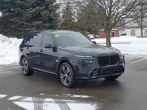 2024 BMW X7 xDrive40i