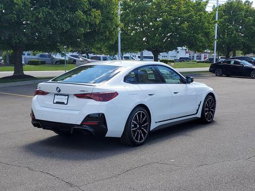 Alpine White 2026 BMW i4 Gran Coupe xDrive40