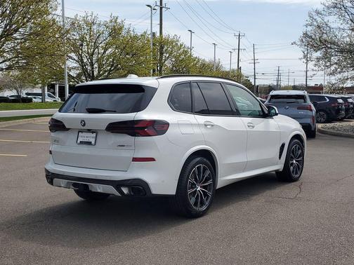 Alpine White 2026 BMW X5 xDrive40i