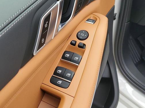 Alpine White 2026 BMW X5 xDrive40i