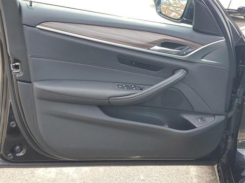 2023 BMW 540 i xDrive