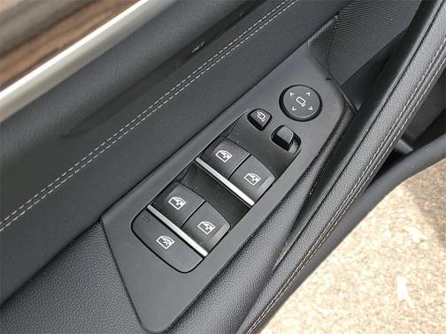 2023 BMW 540 i xDrive