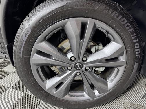 2023 Nissan Murano Platinum