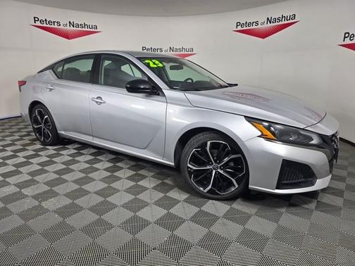Brilliant Silver Metallic 2023 Nissan Altima 2.5 SR