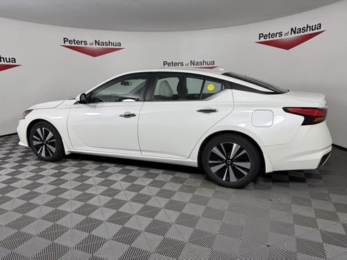 2021 Nissan Altima 2.5 SV
