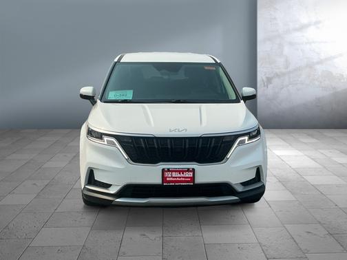 White 2024 Kia Carnival LX