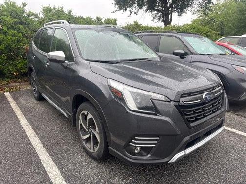 Magnetite Gray Me 2022 Subaru Forester Touring