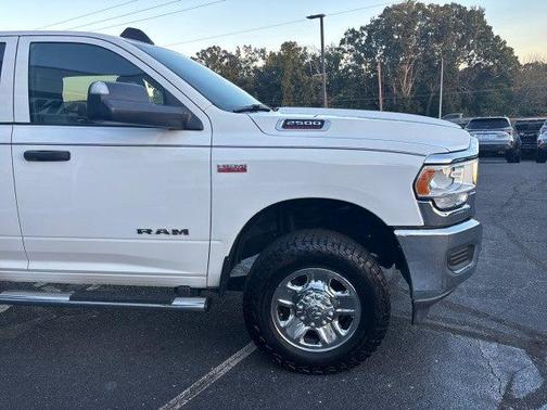 2021 RAM 2500 Tradesman Crew Cab 4x4 8' Box