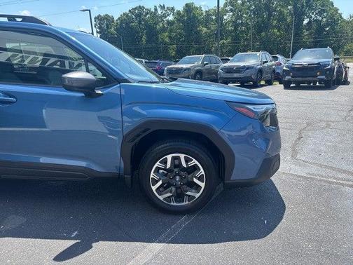 Horizon Blue Pearl 2025 Subaru Forester Premium