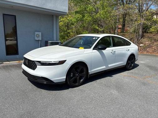2023 Honda Accord Hybrid Sport-L