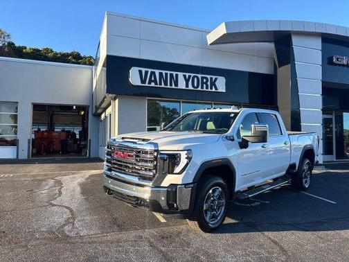 2026 GMC Sierra 2500 SLT