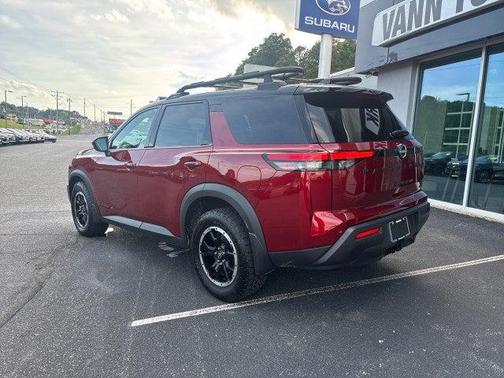 Scarlet Ember Tintcoat/Super Black 2024 Nissan Pathfinder Rock Creek 4WD