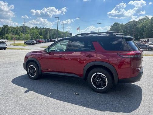Scarlet Ember Tintcoat/Super Black 2024 Nissan Pathfinder Rock Creek 4WD