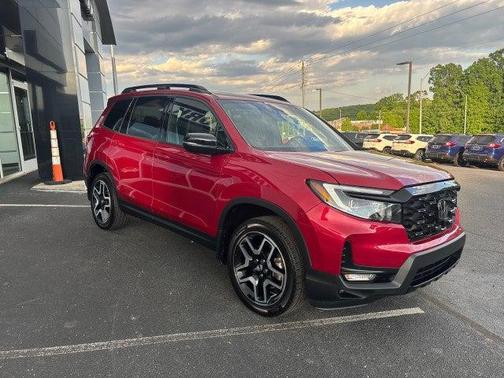 Radiant Red Metallic II [Red] 2022 Honda Passport AWD Elite