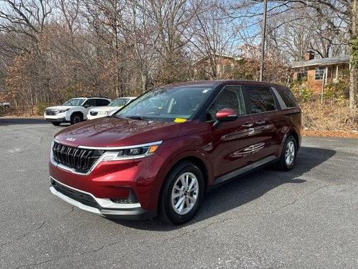 2024 Kia Carnival LX