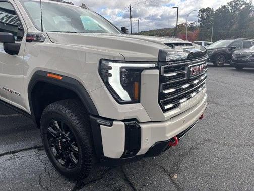 2026 GMC Sierra 2500 AT4