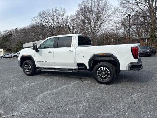 2025 GMC Sierra 2500 SLE