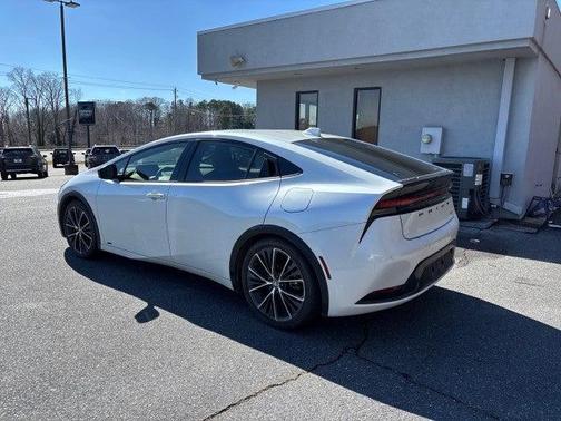 2024 Toyota Prius XLE