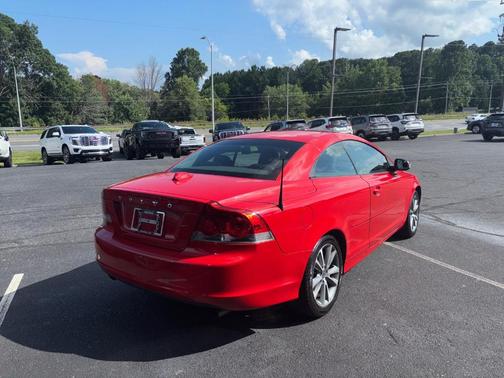 2010 Volvo C70 T5