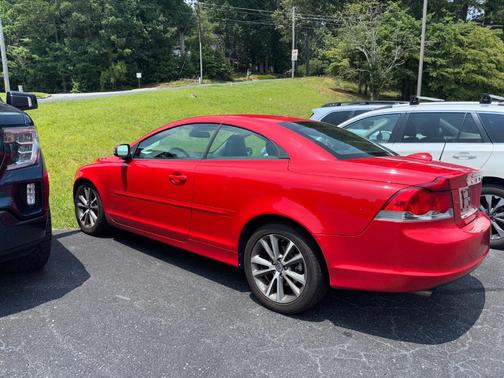 2010 Volvo C70 T5