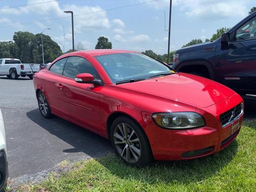 2010 Volvo C70 T5