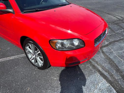 2010 Volvo C70 T5