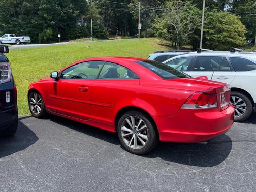 2010 Volvo C70 T5