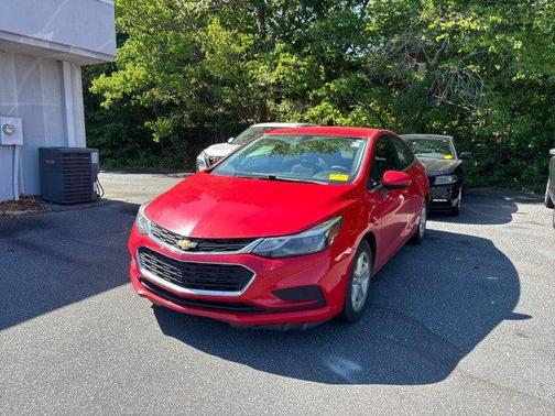 Red Hot 2018 Chevrolet Cruze LT