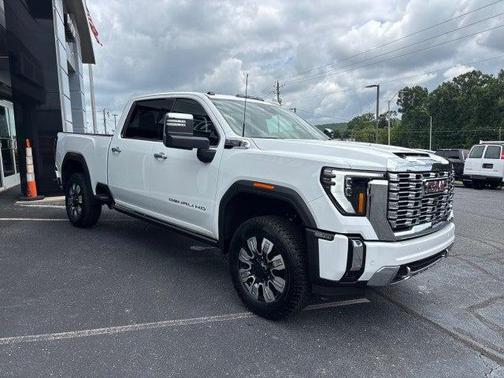 Summit White 2026 GMC Sierra 2500 Denali