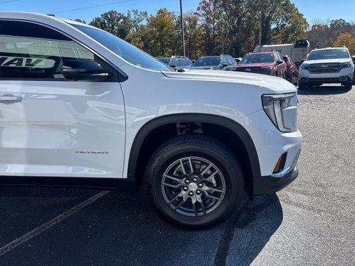 2026 GMC Acadia Elevation FWD