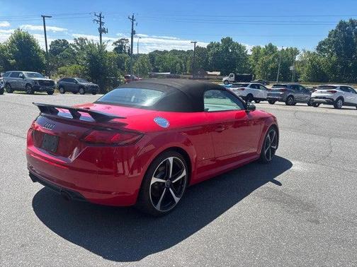 Tango Red Metallic/Black Roof 2018 Audi TT 2.0T