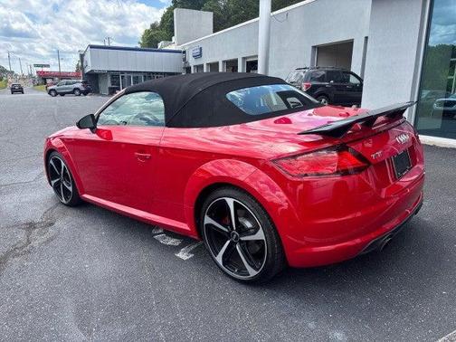 Tango Red Metallic/Black Roof 2018 Audi TT 2.0T