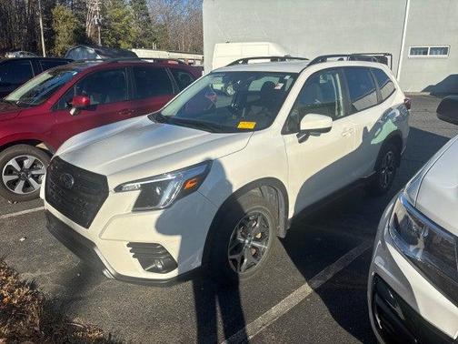 2024 Subaru Forester Premium