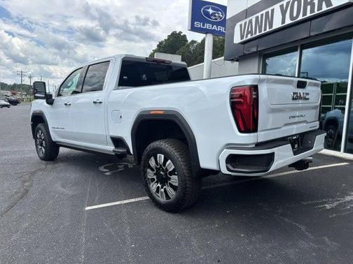 Glacier White Tricoat 2026 GMC Sierra 2500 Denali