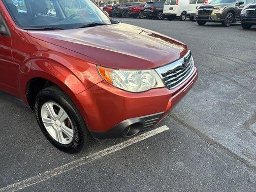 Paprika Red Pearl 2010 Subaru Forester 2.5 X
