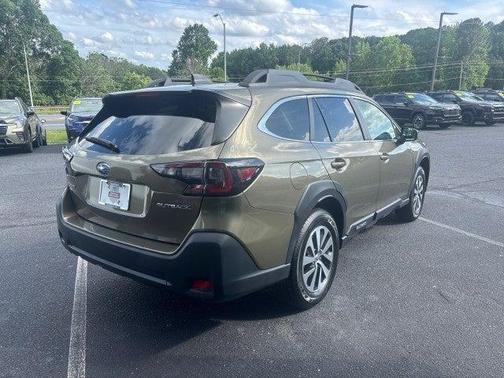 Autumn Green Metallic 2024 Subaru Outback Premium