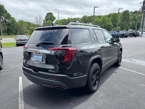 2023 GMC Acadia AT4