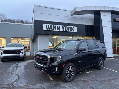 2023 GMC Yukon 4WD AT4