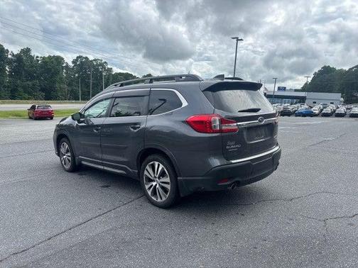Magnetite Gray Metallic 2022 Subaru Ascent Limited 7-Passenger