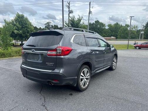 Magnetite Gray Metallic 2022 Subaru Ascent Limited 7-Passenger