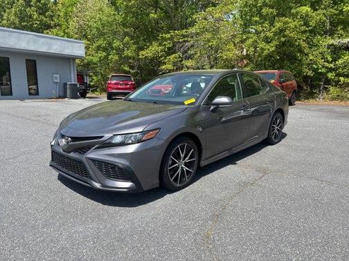Predawn Gray Mica 2021 Toyota Camry SE