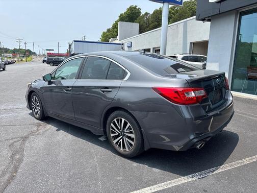 2018 Subaru Legacy 2.5i Premium