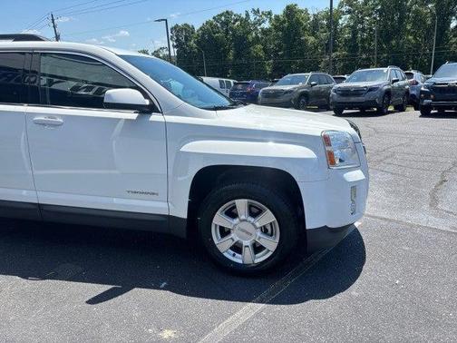 Summit White 2013 GMC Terrain SLE-2
