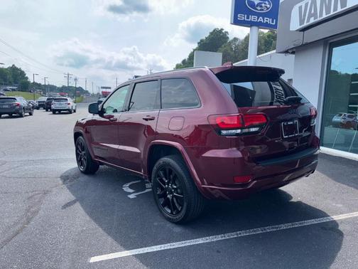 2021 Jeep Grand Cherokee Laredo X