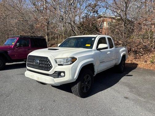2017 Toyota Tacoma SR5