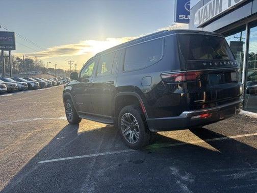 2022 Jeep Wagoneer Series III 4x4