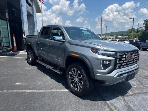 2023 GMC Canyon Denali