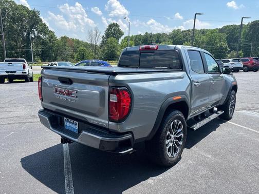 2023 GMC Canyon Denali