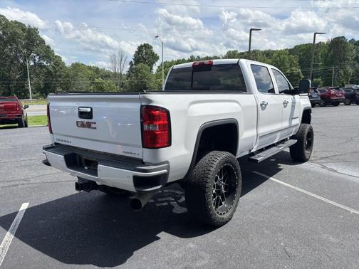 2018 GMC Sierra 3500 Denali