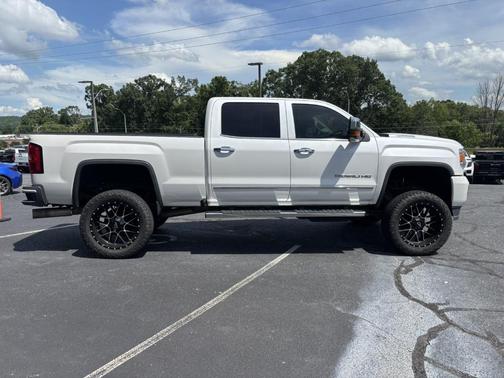 2018 GMC Sierra 3500 Denali